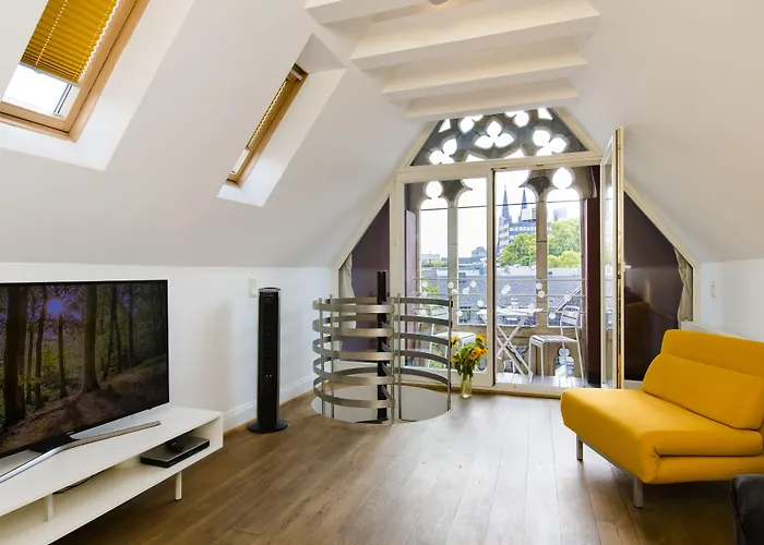 Statthaus - Statt * 쾰른